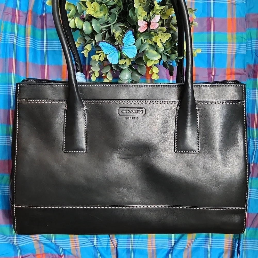 (SOLD!!!) Nwt Coach Madeline Satchel bag - Picture 5 of 16
